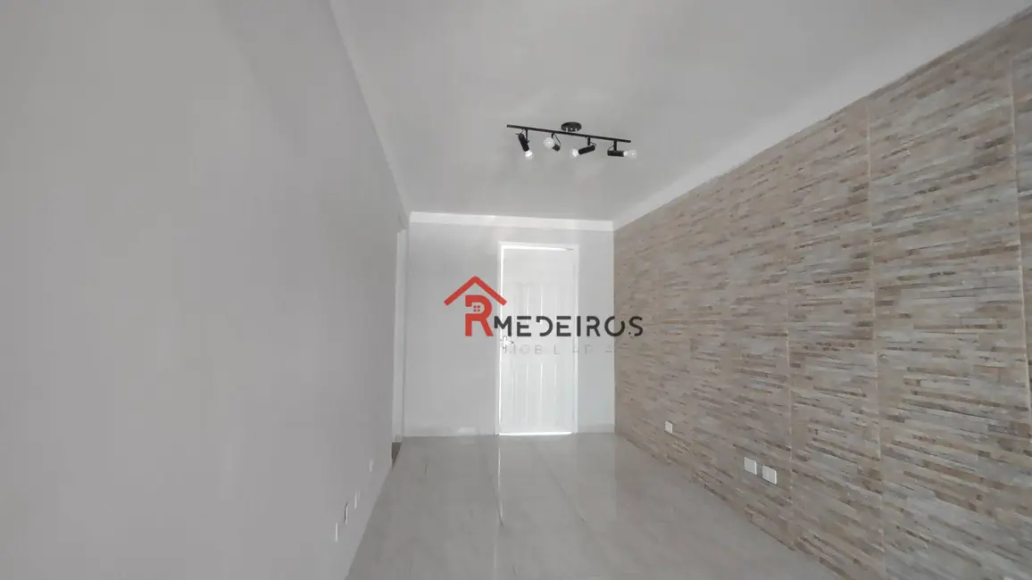 Foto 9 de Casa com 2 quartos à venda, 87m2 em Maracanã, Praia Grande - SP