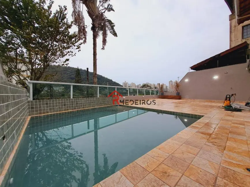 Foto 3 de Casa com 2 quartos à venda, 350m2 em Vila Maia, Guaruja - SP