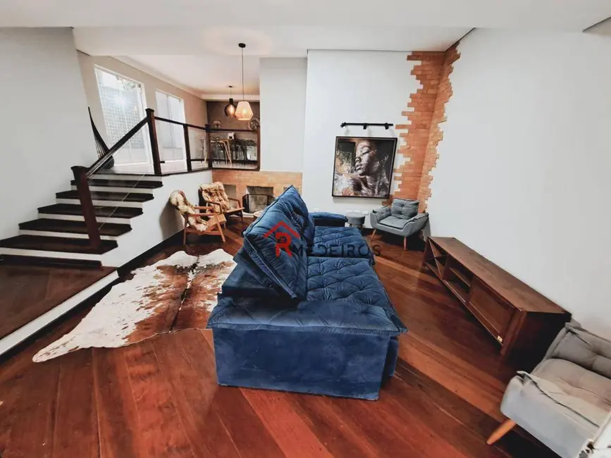 Foto 4 de Casa com 2 quartos à venda, 350m2 em Vila Maia, Guaruja - SP