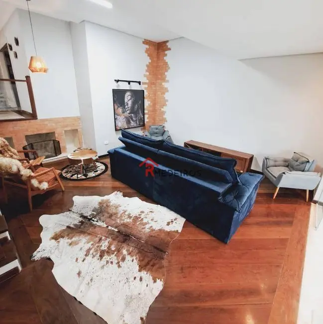 Foto 7 de Casa com 2 quartos à venda, 350m2 em Vila Maia, Guaruja - SP