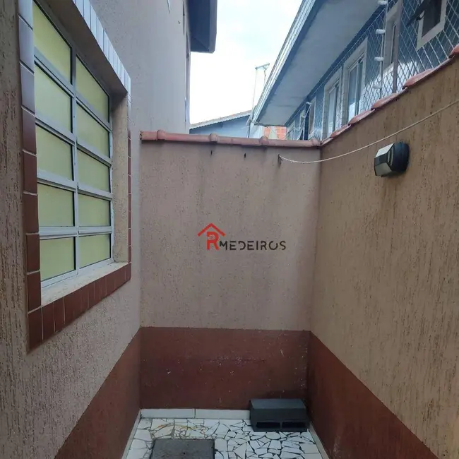 Foto 3 de Casa com 2 quartos à venda, 88m2 em Praia Grande - SP