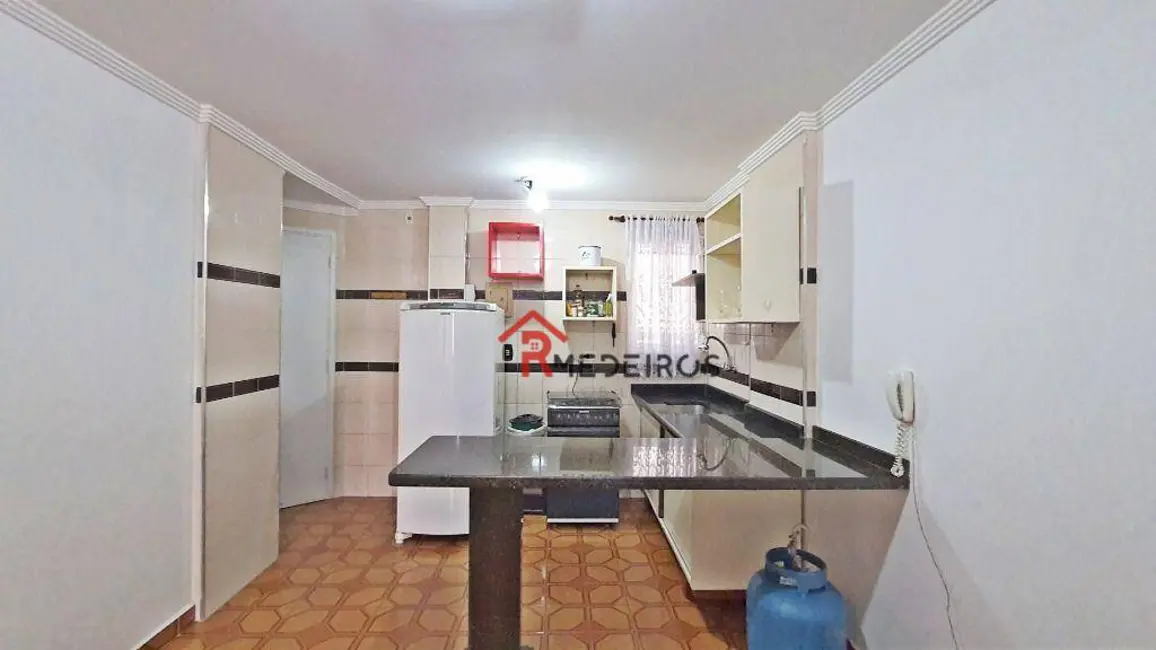 Foto 4 de Kitnet com 1 quarto à venda, 57m2 em Aviação, Praia Grande - SP