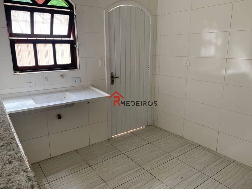 Casa com 2 quartos à venda, 100m2 em Praia Grande - SP - imagem 5 Foto 5 de Casa com 2 quartos à venda, 100m2 em Praia Grande - SP