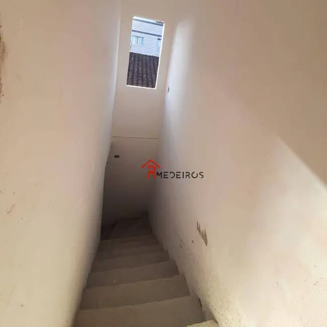 Casa com 2 quartos à venda, 85m2 em Praia Grande - SP - imagem 4 Foto 4 de Casa com 2 quartos à venda, 85m2 em Praia Grande - SP