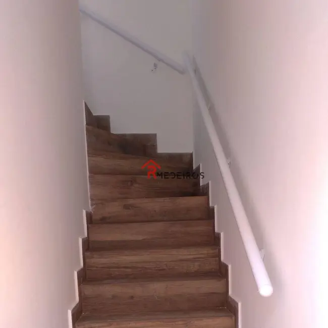 Foto 3 de Casa de Condomínio com 2 quartos à venda, 84m2 em Praia Grande - SP