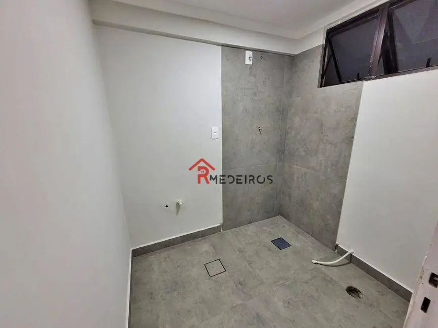Apartamento com 1 quarto à venda, 82m2 em Aviação, Praia Grande - SP - imagem 8 Foto 8 de Apartamento com 1 quarto à venda, 82m2 em Aviação, Praia Grande - SP