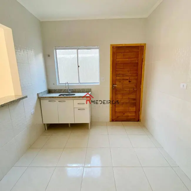 Foto 4 de Casa de Condomínio com 2 quartos à venda, 98m2 em Praia Grande - SP
