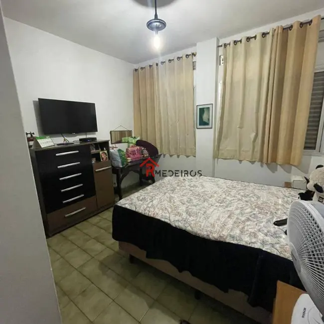 Apartamento com 2 quartos à venda, 80m2 em Tupi, Praia Grande - SP - imagem 6 Foto 6 de Apartamento com 2 quartos à venda, 80m2 em Tupi, Praia Grande - SP