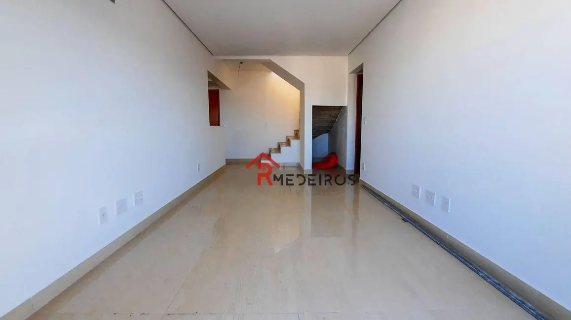 Cobertura com 3 quartos à venda, 178m2 em Praia Grande - SP - imagem 4 Foto 4 de Cobertura com 3 quartos à venda, 178m2 em Praia Grande - SP