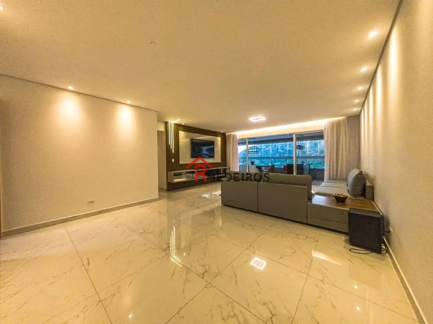 Apartamento com 3 quartos à venda, 167m2 em Canto do Forte, Praia Grande - SP - imagem 2 Foto 2 de Apartamento com 3 quartos à venda, 167m2 em Canto do Forte, Praia Grande - SP