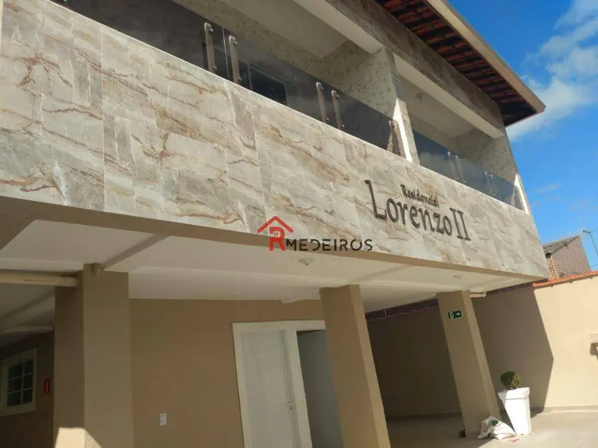 Foto 2 de Casa de Condomínio com 2 quartos à venda, 77m2 em Praia Grande - SP