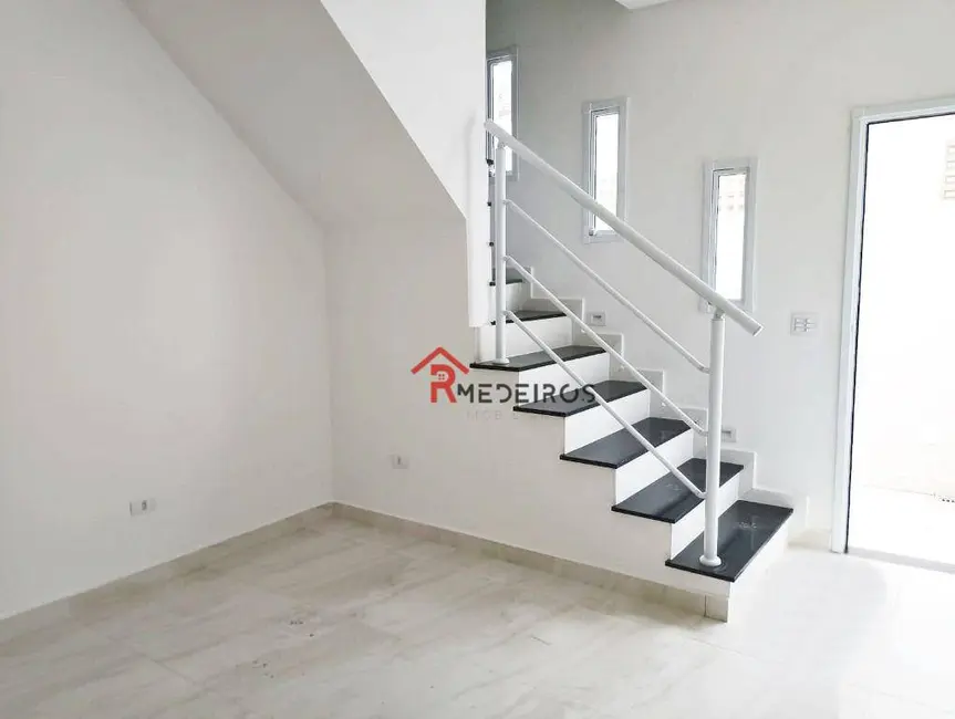 Foto 6 de Sobrado com 2 quartos à venda, 71m2 em Caiçara, Praia Grande - SP