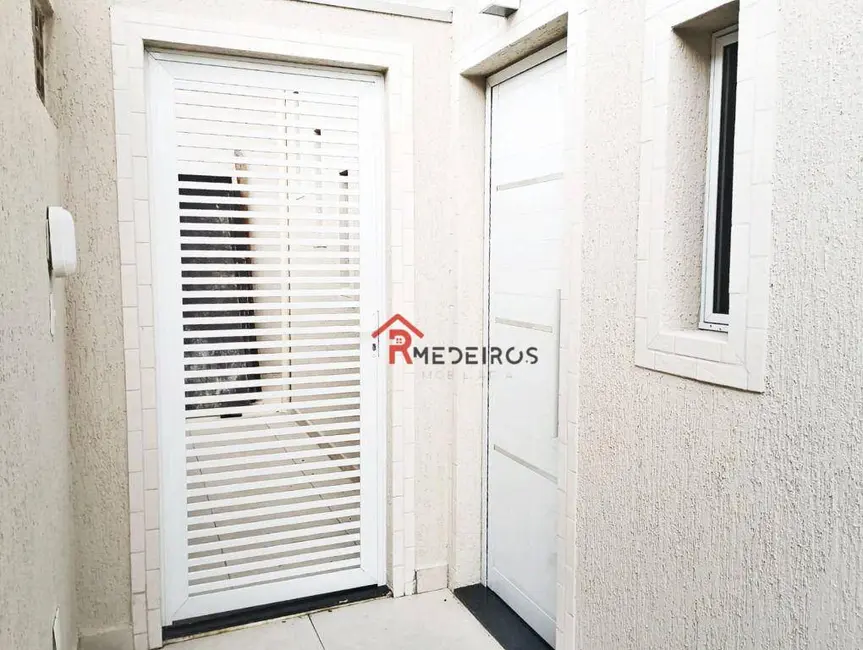 Foto 4 de Sobrado com 2 quartos à venda, 71m2 em Caiçara, Praia Grande - SP