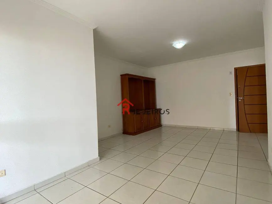 Apartamento com 2 quartos à venda, 130m2 em Aviação, Praia Grande - SP - imagem 4 Foto 4 de Apartamento com 2 quartos à venda, 130m2 em Aviação, Praia Grande - SP