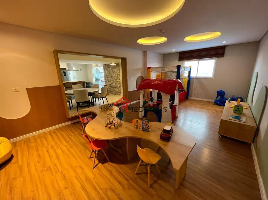 Apartamento com 2 quartos à venda, 102m2 em Praia Grande - SP - imagem 7 Foto 7 de Apartamento com 2 quartos à venda, 102m2 em Praia Grande - SP