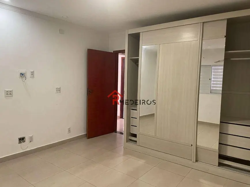 Foto 6 de Casa com 3 quartos à venda, 110m2 em Boqueirão, Praia Grande - SP