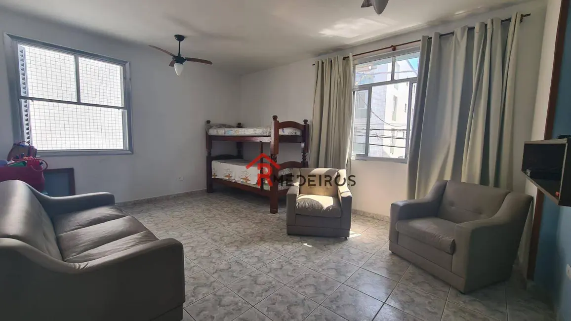 Foto 3 de Kitnet com 1 quarto à venda, 57m2 em Tupi, Praia Grande - SP
