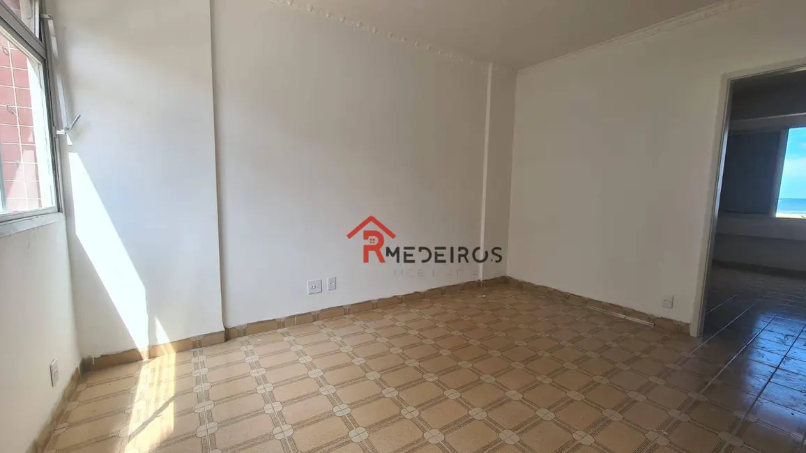 Foto 3 de Apartamento com 1 quarto à venda, 60m2 em Tupi, Praia Grande - SP