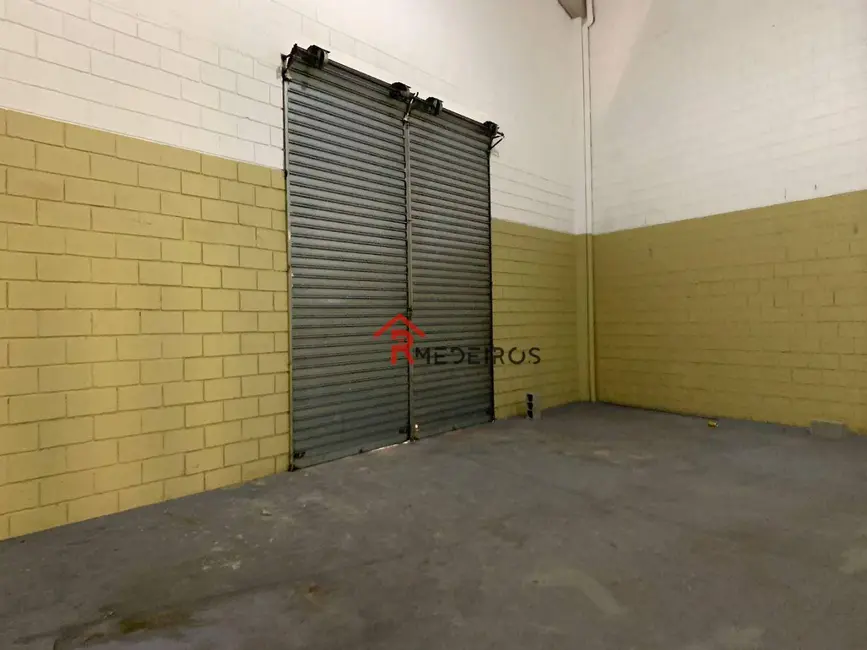 Armazém / Galpão à venda e para alugar, 237m2 em Praia Grande - SP - imagem 6 Foto 6 de Armazém / Galpão à venda e para alugar, 237m2 em Praia Grande - SP