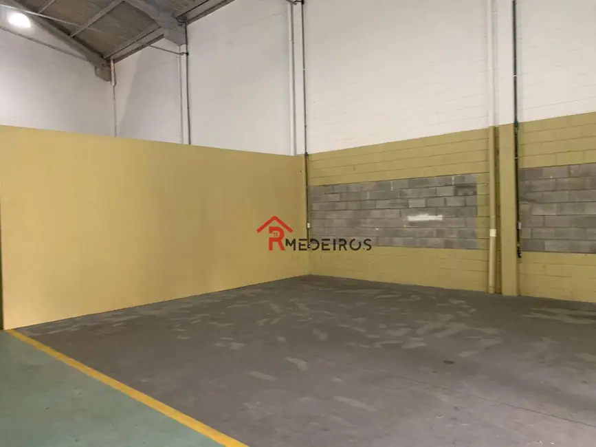 Armazém / Galpão à venda e para alugar, 237m2 em Praia Grande - SP - imagem 3 Foto 3 de Armazém / Galpão à venda e para alugar, 237m2 em Praia Grande - SP