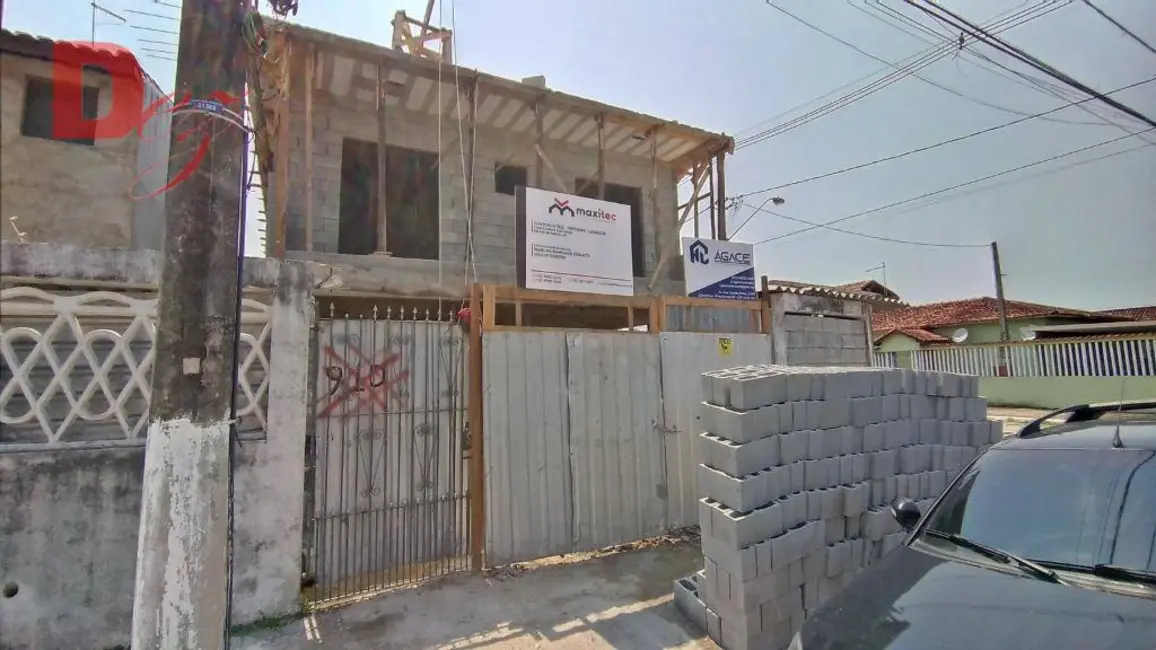 Foto 2 de Casa de Condomínio com 2 quartos à venda, 60m2 em Maracanã, Praia Grande - SP