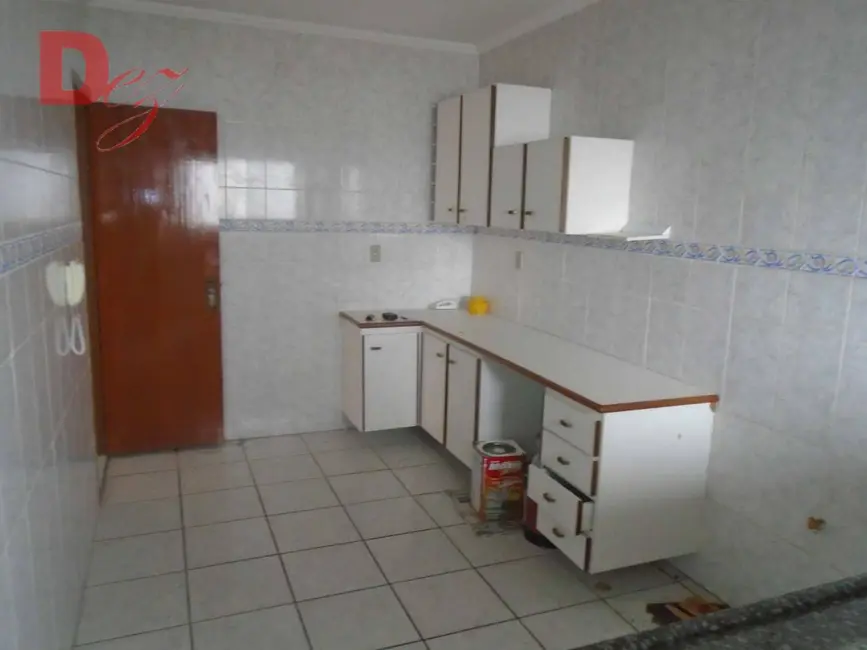 Apartamento com 2 quartos à venda, 87m2 em Aviação, Praia Grande - SP - imagem 8 Foto 8 de Apartamento com 2 quartos à venda, 87m2 em Aviação, Praia Grande - SP