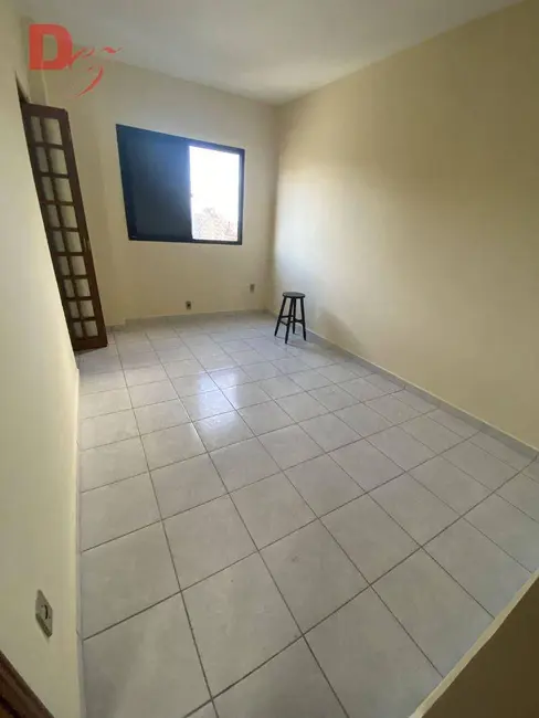 Apartamento com 3 quartos à venda, 147m2 em Tupi, Praia Grande - SP - imagem 8 Foto 8 de Apartamento com 3 quartos à venda, 147m2 em Tupi, Praia Grande - SP