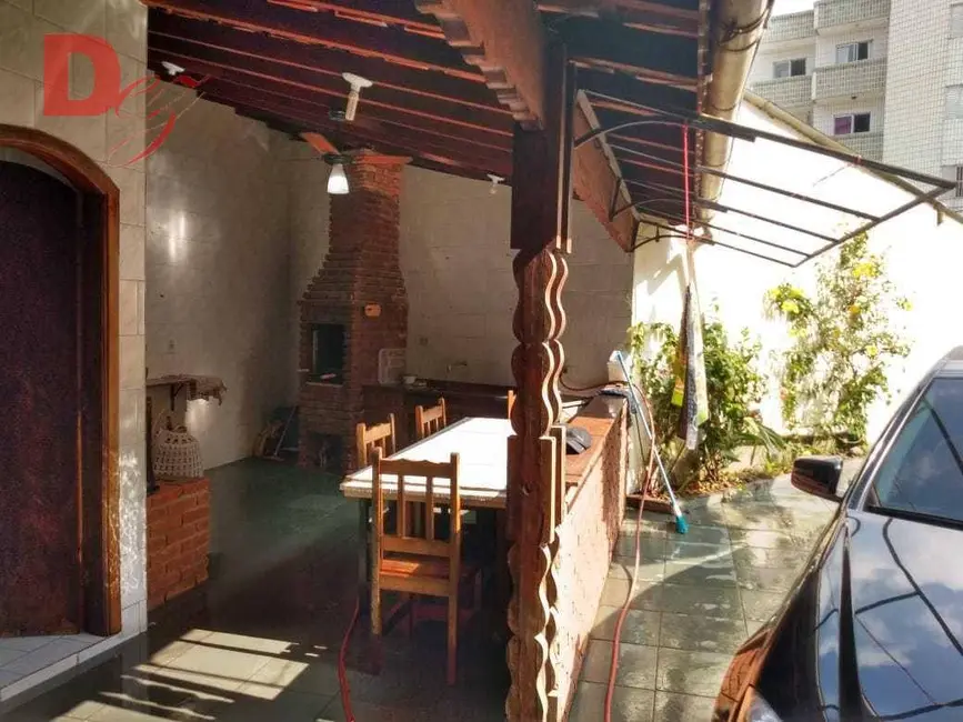 Foto 1 de Casa com 3 quartos à venda, 92m2 em Tupi, Praia Grande - SP