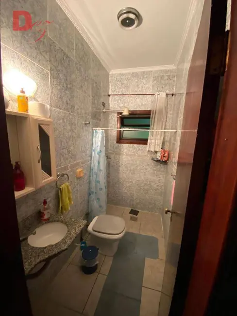 Casa com 3 quartos à venda, 250m2 em Ocian, Praia Grande - SP - imagem 9 Foto 9 de Casa com 3 quartos à venda, 250m2 em Ocian, Praia Grande - SP