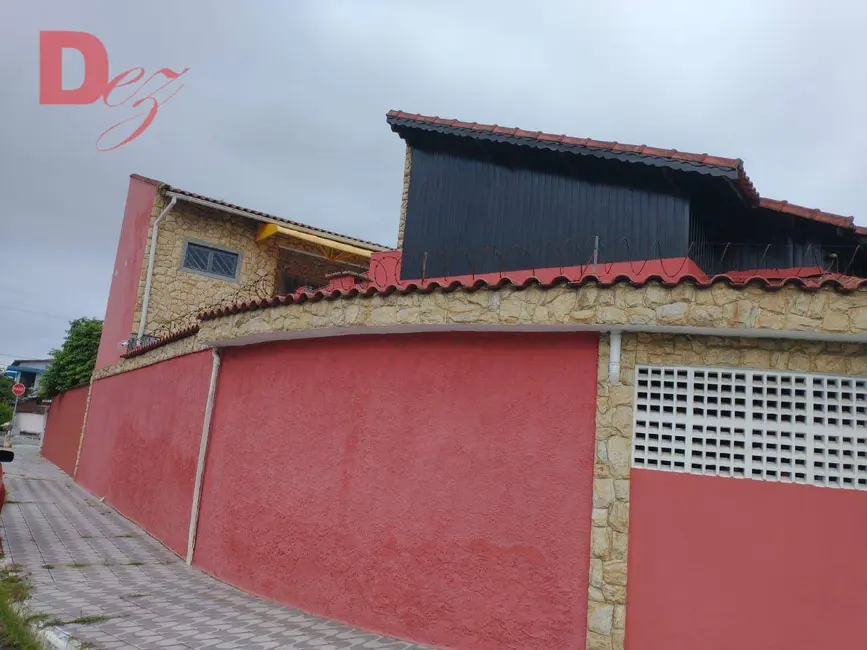 Foto 2 de Casa com 4 quartos à venda, 67m2 em Mirim, Praia Grande - SP