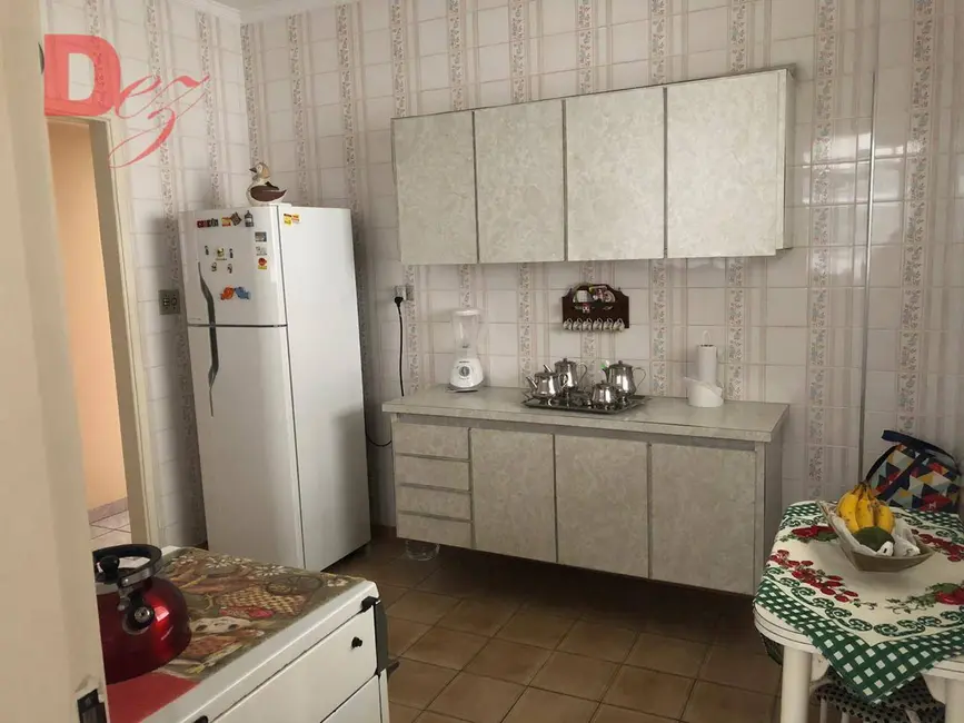 Casa com 2 quartos à venda, 125m2 em Praia Grande - SP - imagem 2 Foto 2 de Casa com 2 quartos à venda, 125m2 em Praia Grande - SP