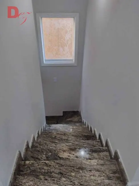 Foto 4 de Sobrado com 3 quartos à venda, 100m2 em Canto do Forte, Praia Grande - SP