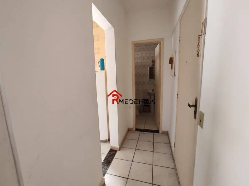 Foto 9 de Kitnet com 1 quarto à venda, 35m2 em Aviação, Praia Grande - SP