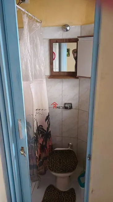 Kitnet com 1 quarto à venda, 25m2 em Aviação, Praia Grande - SP - imagem 5 Foto 5 de Kitnet com 1 quarto à venda, 25m2 em Aviação, Praia Grande - SP