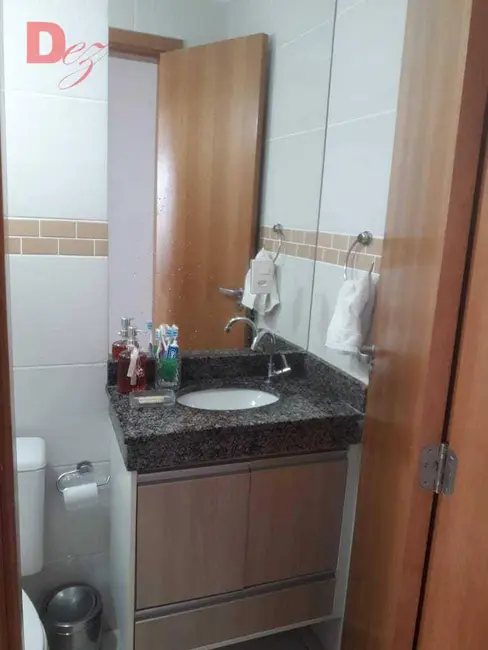 Foto 3 de Apartamento com 2 quartos à venda, 67m2 em Aviação, Praia Grande - SP