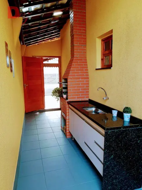 Foto 5 de Casa com 3 quartos à venda, 250m2 em Maracanã, Praia Grande - SP