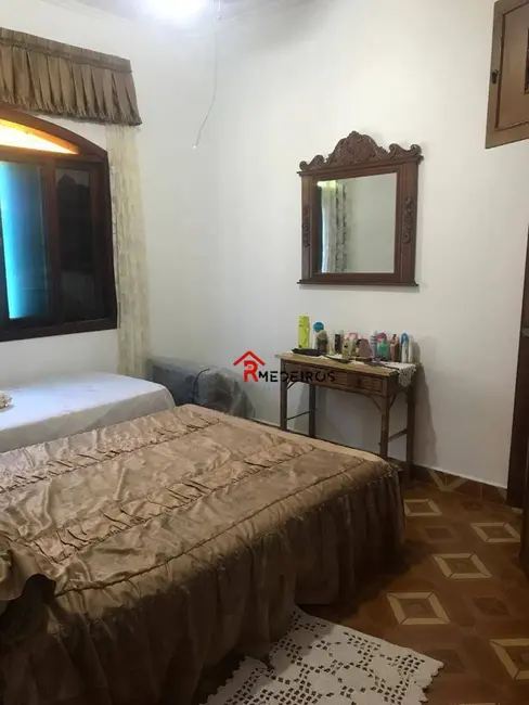 Foto 7 de Casa com 6 quartos à venda, 510m2 em Maracanã, Praia Grande - SP