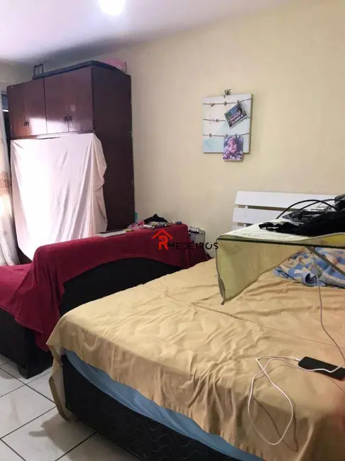 Foto 2 de Kitnet com 1 quarto à venda, 38m2 em Canto do Forte, Praia Grande - SP