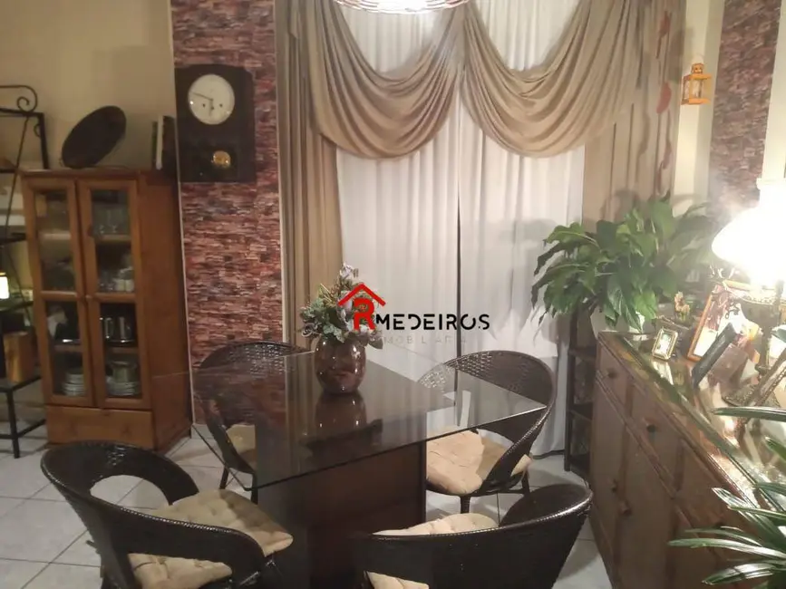 Foto 6 de Apartamento com 2 quartos à venda, 75m2 em Praia Grande - SP