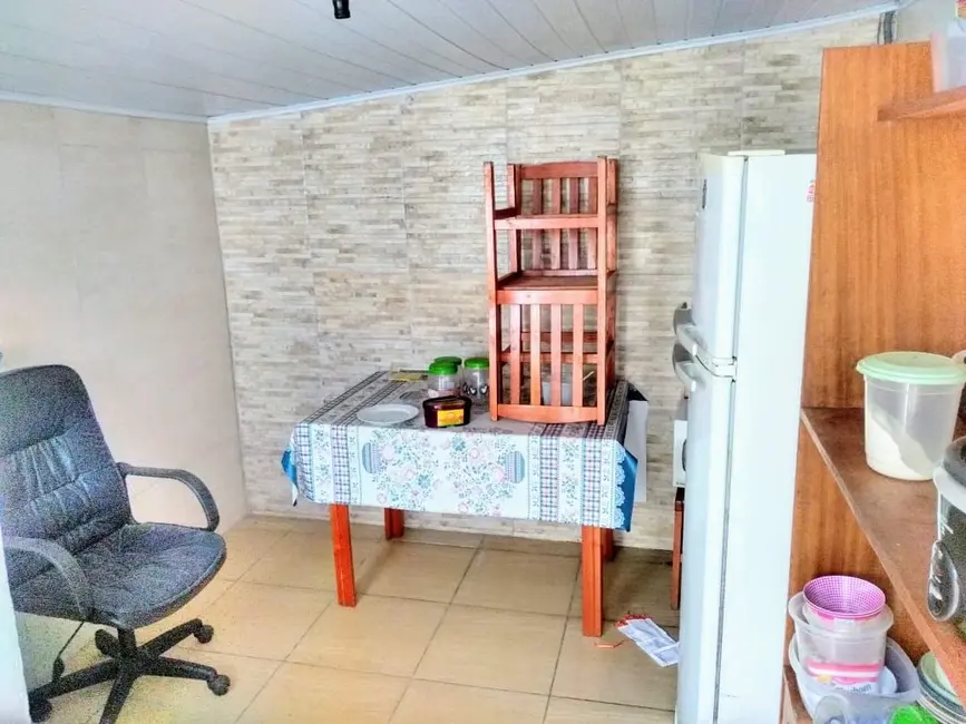 Foto 4 de Casa com 2 quartos à venda, 180m2 em Caiçara, Praia Grande - SP
