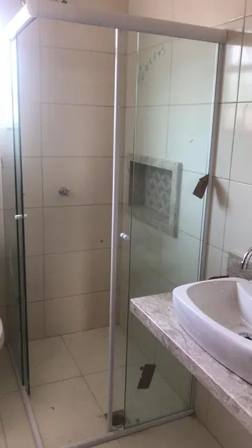 Sobrado com 4 quartos à venda, 180m2 em Solemar, Praia Grande - SP - imagem 8 Foto 8 de Sobrado com 4 quartos à venda, 180m2 em Solemar, Praia Grande - SP