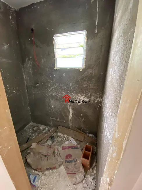 Foto 4 de Casa de Condomínio com 2 quartos à venda, 80m2 em Esmeralda, Praia Grande - SP