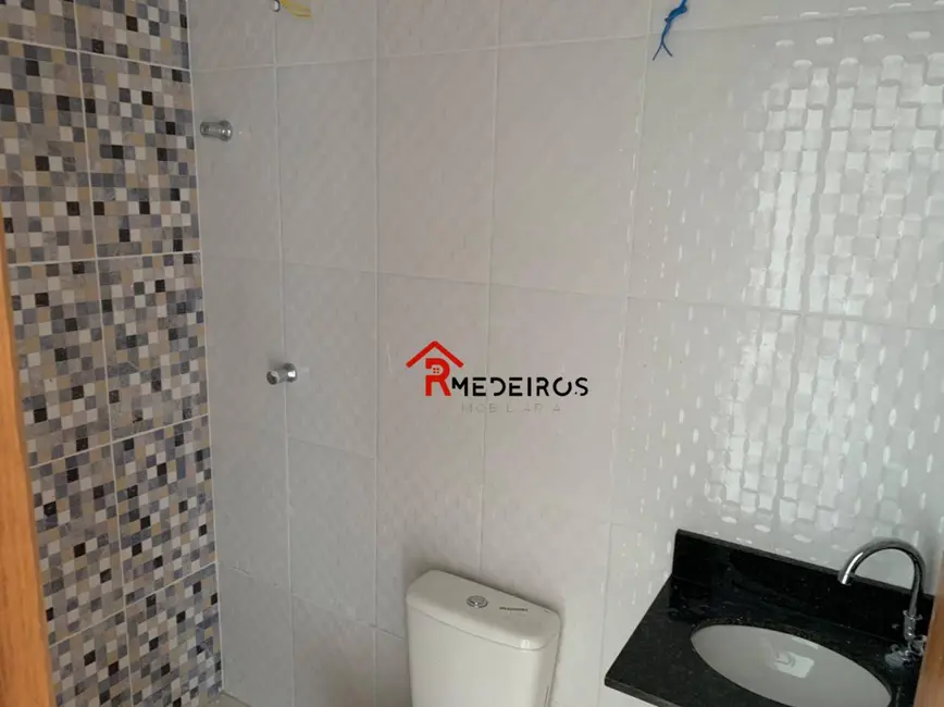 Foto 9 de Casa de Condomínio com 2 quartos à venda, 80m2 em Praia Grande - SP