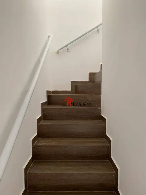 Foto 3 de Casa de Condomínio com 2 quartos à venda, 80m2 em Praia Grande - SP