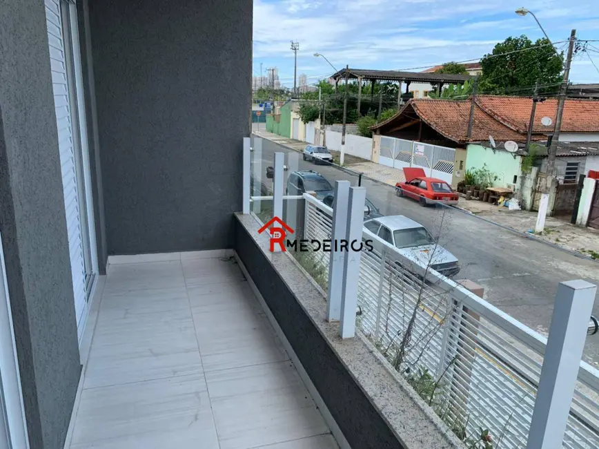 Foto 1 de Casa de Condomínio com 2 quartos à venda, 80m2 em Praia Grande - SP