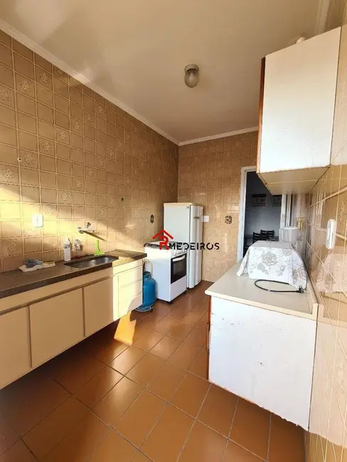 Apartamento com 1 quarto à venda, 63m2 em Aviação, Praia Grande - SP - imagem 5 Foto 5 de Apartamento com 1 quarto à venda, 63m2 em Aviação, Praia Grande - SP