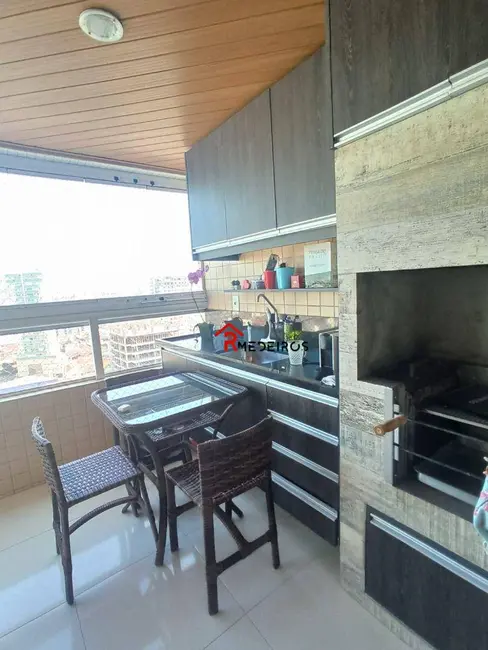 Foto 1 de Apartamento com 3 quartos à venda, 90m2 em Guilhermina, Praia Grande - SP