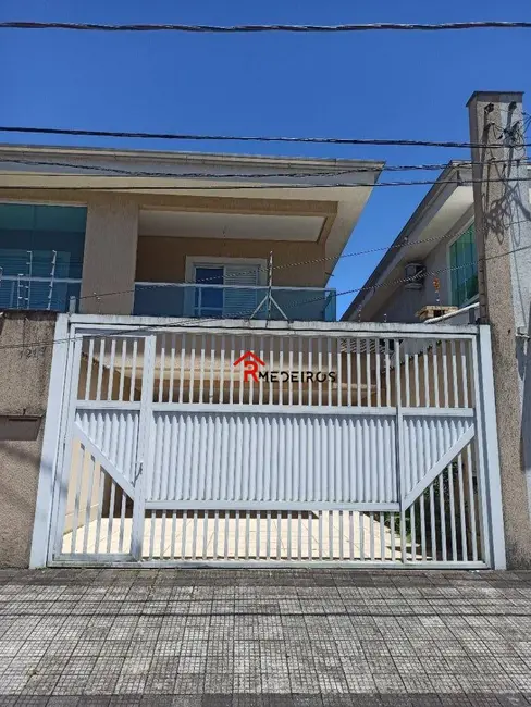 Foto 2 de Sobrado com 4 quartos à venda, 215m2 em Canto do Forte, Praia Grande - SP