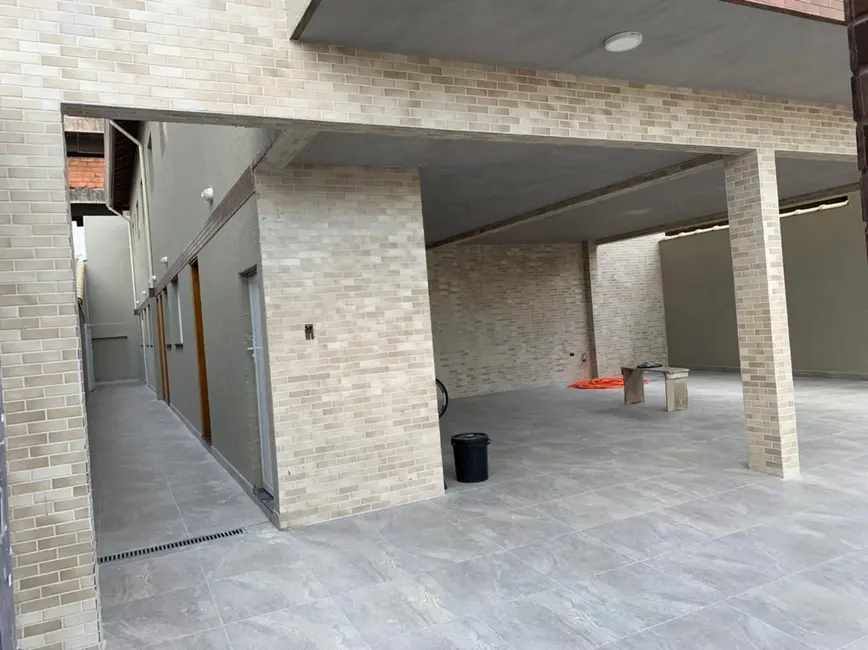 Sobrado com 2 quartos à venda, 50m2 em Ocian, Praia Grande - SP - imagem 4 Foto 4 de Sobrado com 2 quartos à venda, 50m2 em Ocian, Praia Grande - SP