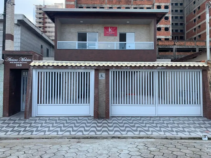 Sobrado com 2 quartos à venda, 50m2 em Ocian, Praia Grande - SP - imagem 1 Foto 1 de Sobrado com 2 quartos à venda, 50m2 em Ocian, Praia Grande - SP